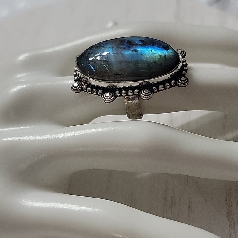 Labradorite Artisan Statement Ring - image 4